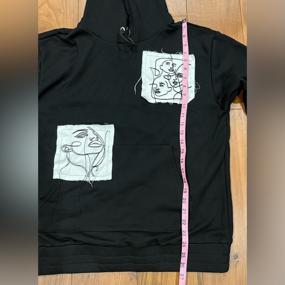NWT MANIERE DE VOIR Black Hooded Sweater Sweatshirt Hoodie Patches Women’s Sz 8 - Picture 10 of 10